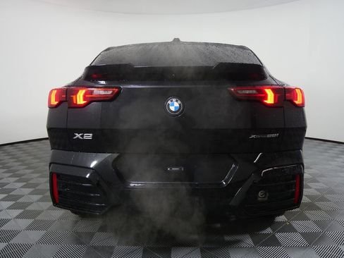 صورة السيارة