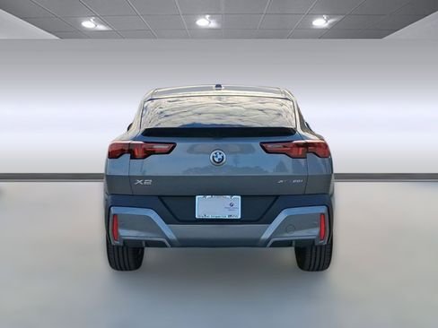 صورة السيارة