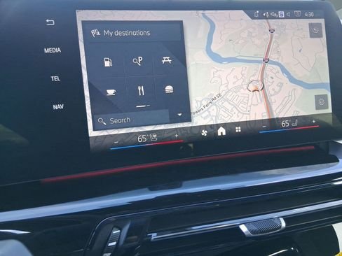 صورة السيارة