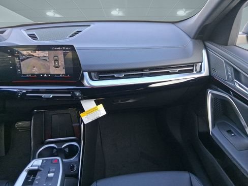 صورة السيارة