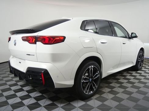 صورة السيارة