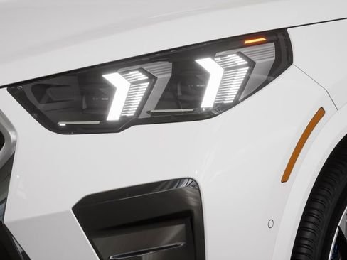 صورة السيارة