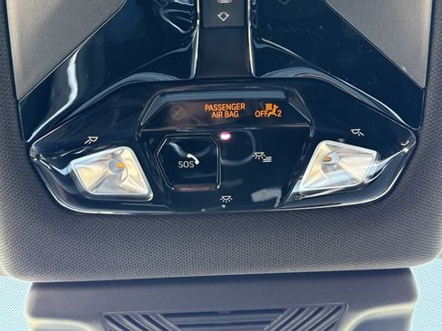 صورة السيارة