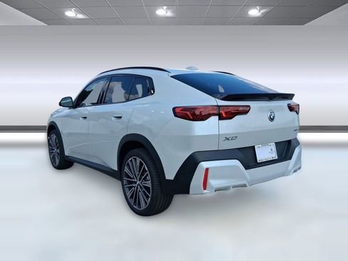 صورة السيارة