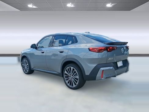 صورة السيارة