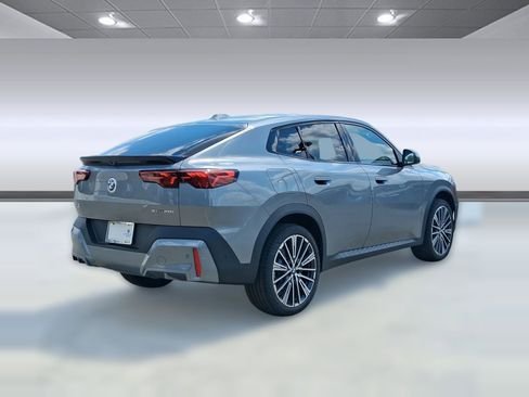 صورة السيارة