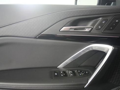 صورة السيارة