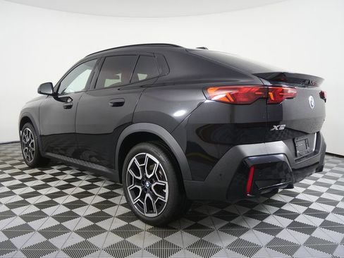 صورة السيارة