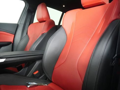 صورة السيارة