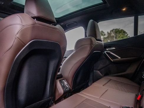 صورة السيارة