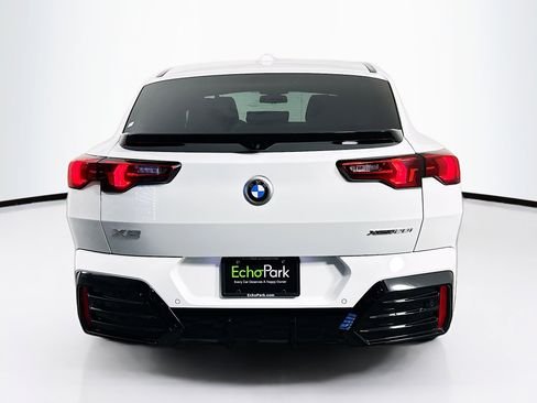 صورة السيارة