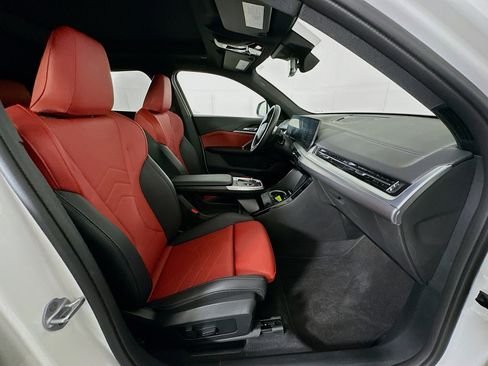 صورة السيارة