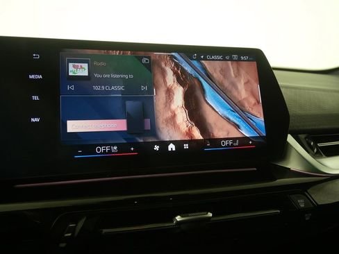 صورة السيارة