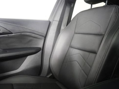 صورة السيارة