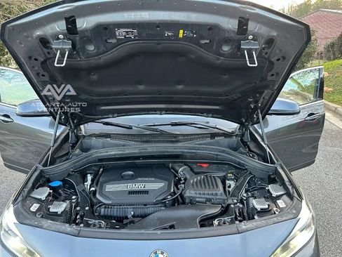 صورة السيارة