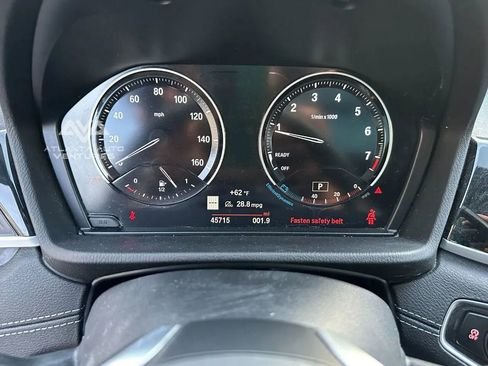 صورة السيارة