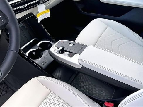 صورة السيارة