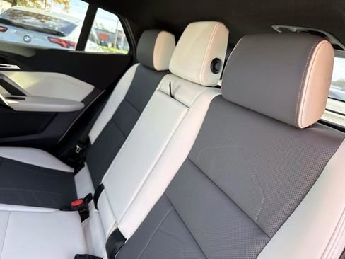 صورة السيارة