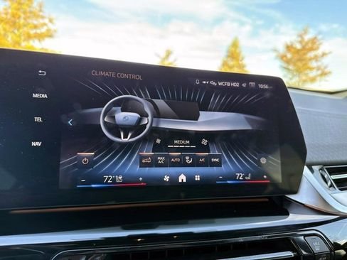 صورة السيارة