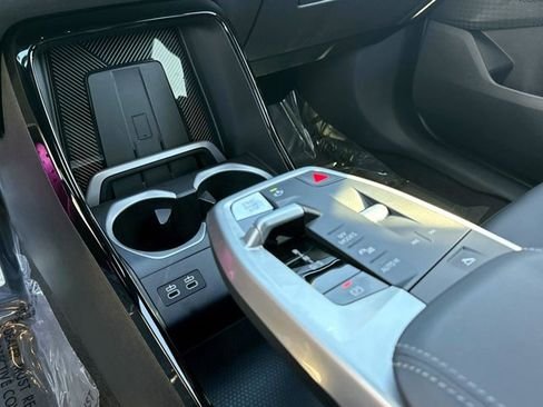 صورة السيارة