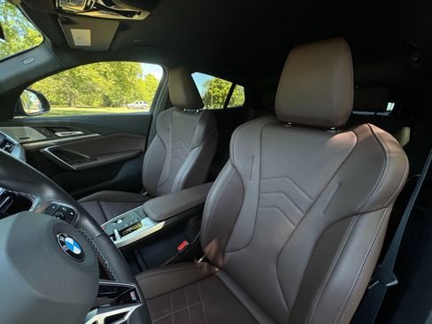 صورة السيارة