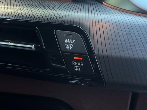 صورة السيارة