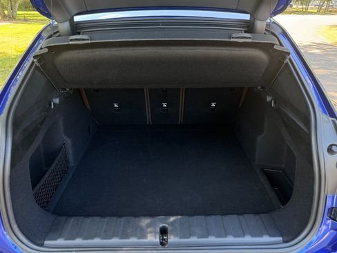 صورة السيارة