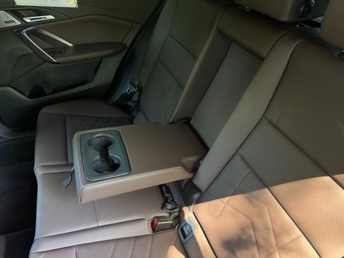 صورة السيارة