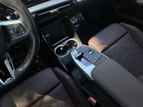 صورة السيارة