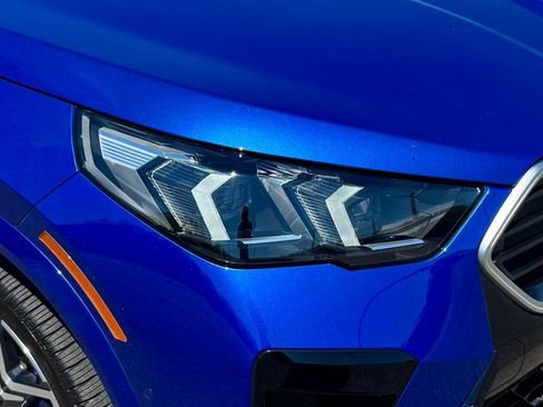 صورة السيارة