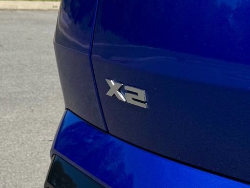 صورة السيارة