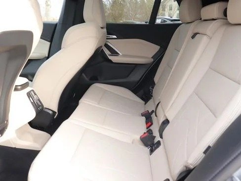 صورة السيارة