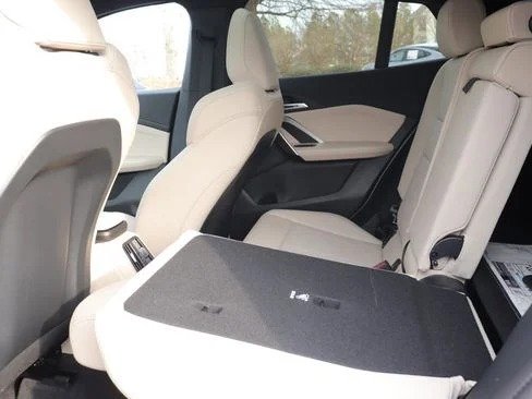 صورة السيارة