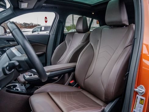 صورة السيارة