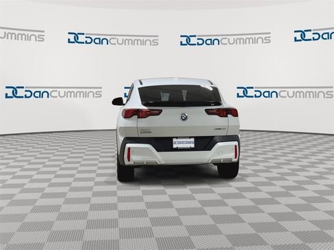 صورة السيارة