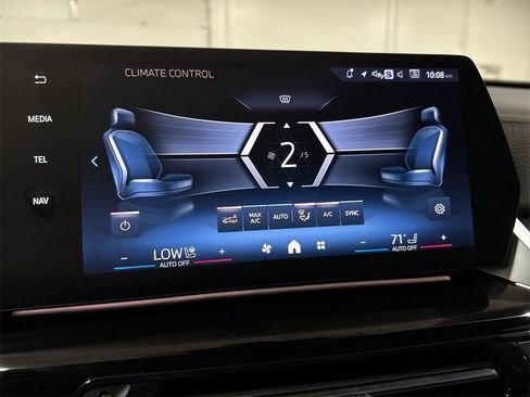 صورة السيارة