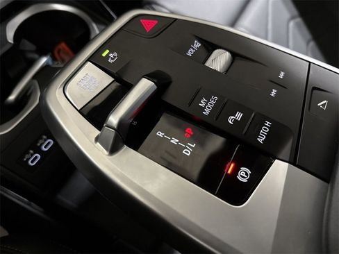 صورة السيارة