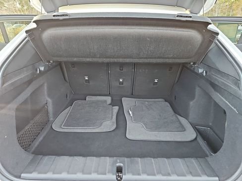 صورة السيارة