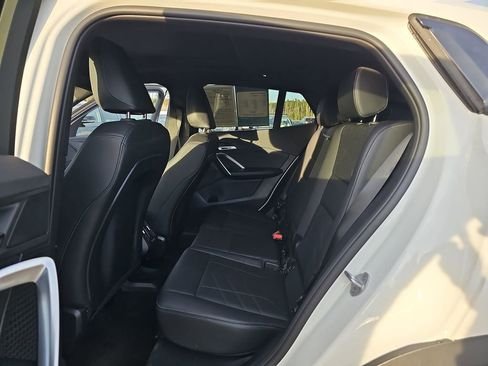 صورة السيارة