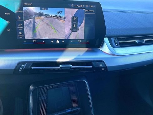 صورة السيارة