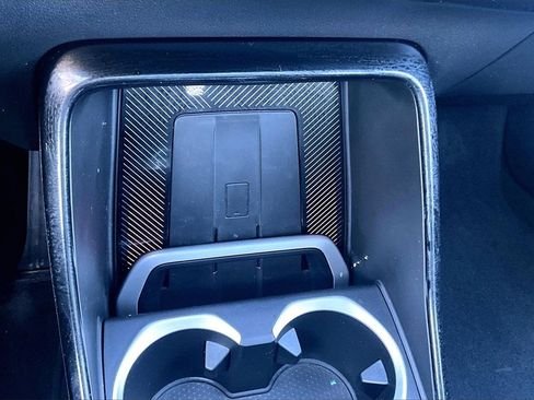 صورة السيارة