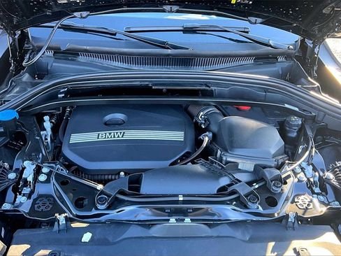 صورة السيارة