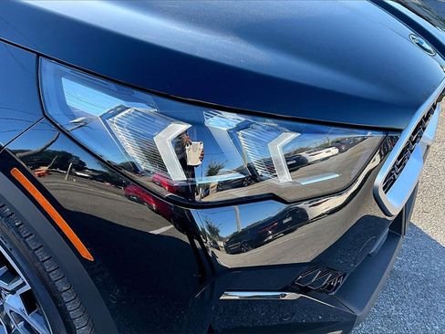 صورة السيارة