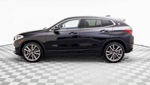 صورة السيارة