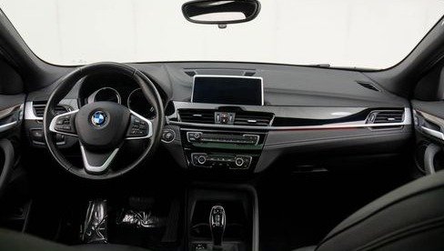 صورة السيارة