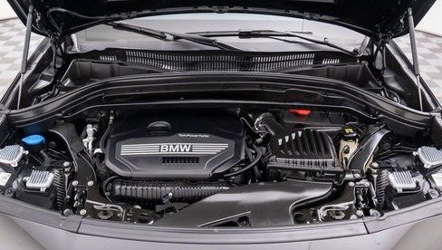 صورة السيارة