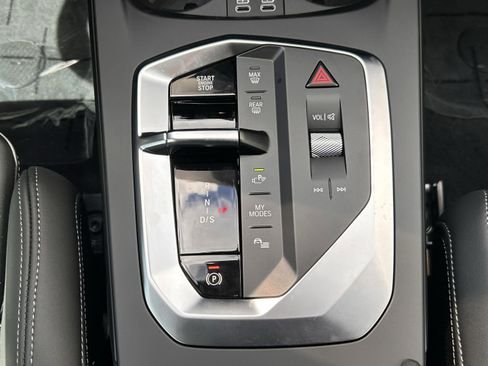 صورة السيارة