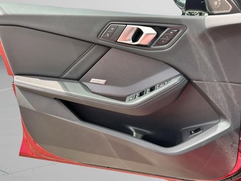 صورة السيارة