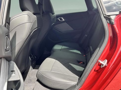 صورة السيارة