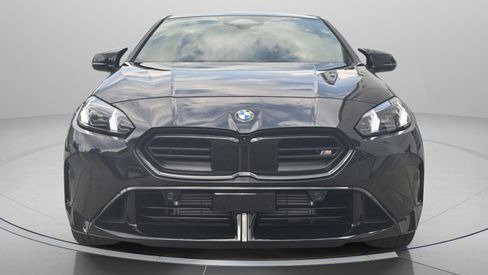 صورة السيارة